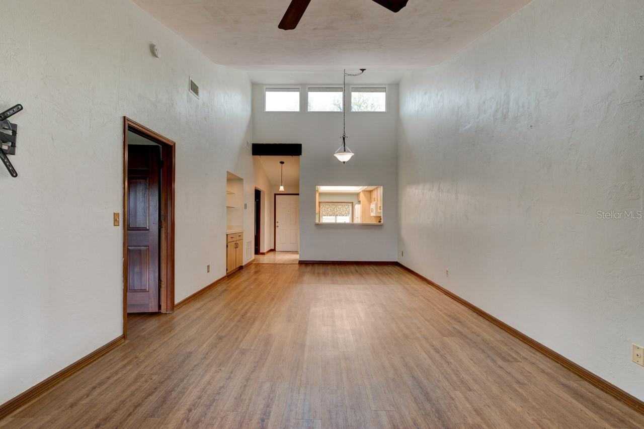 CHARTER OAKS TWNHMS - Residential