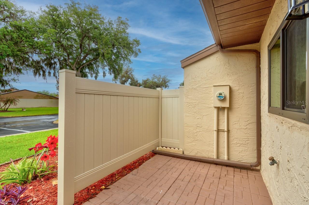 CHARTER OAKS TWNHMS - Residential