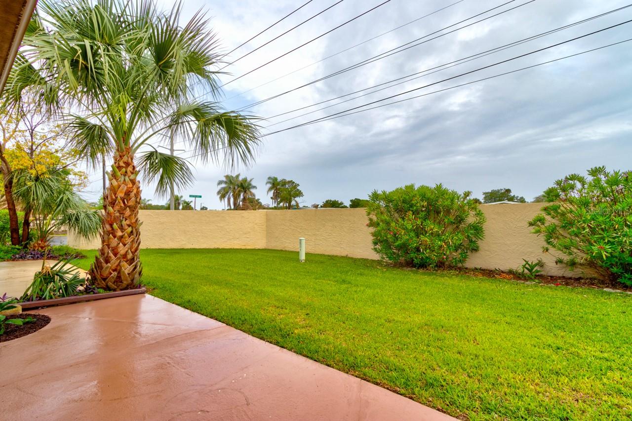 CHARTER OAKS TWNHMS - Residential