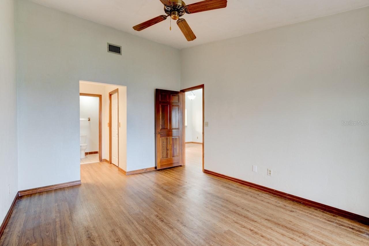 CHARTER OAKS TWNHMS - Residential