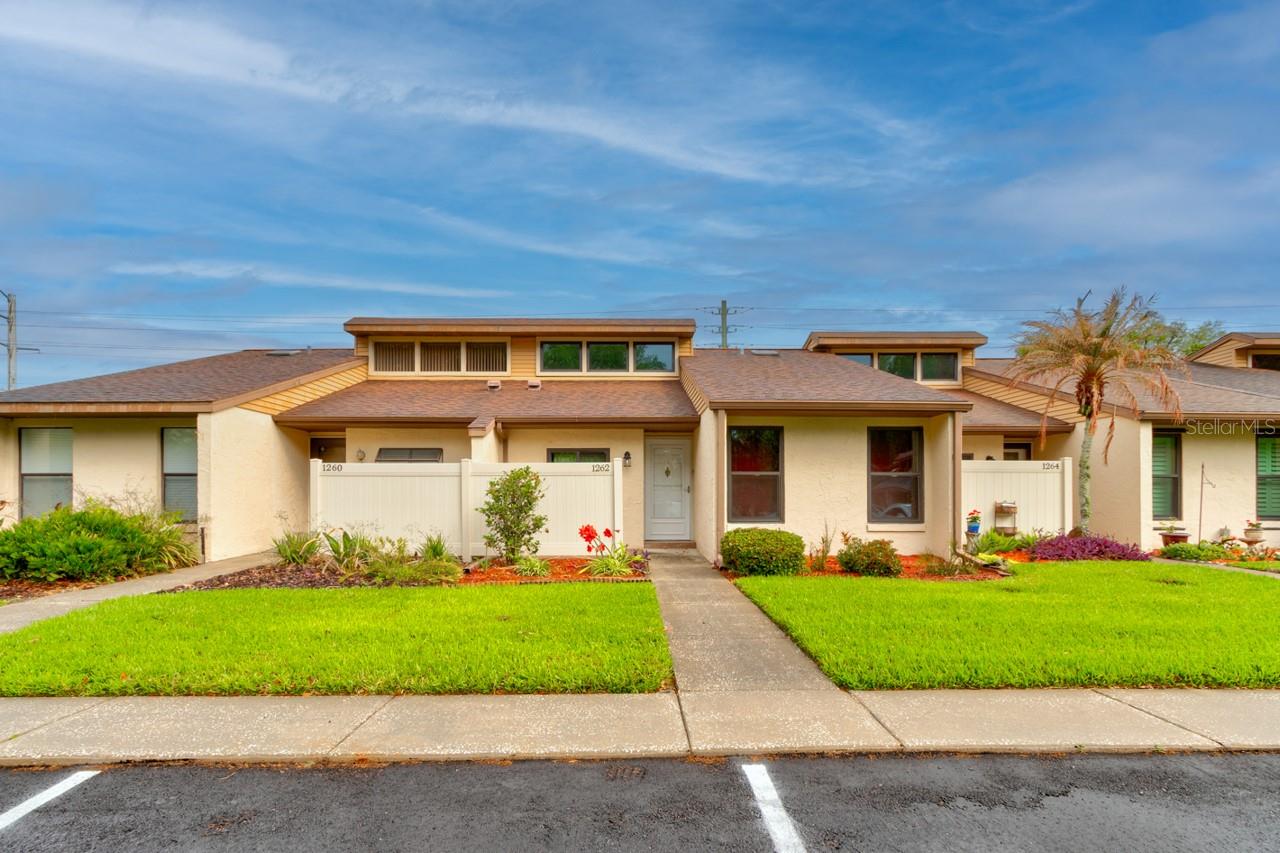 CHARTER OAKS TWNHMS - Residential