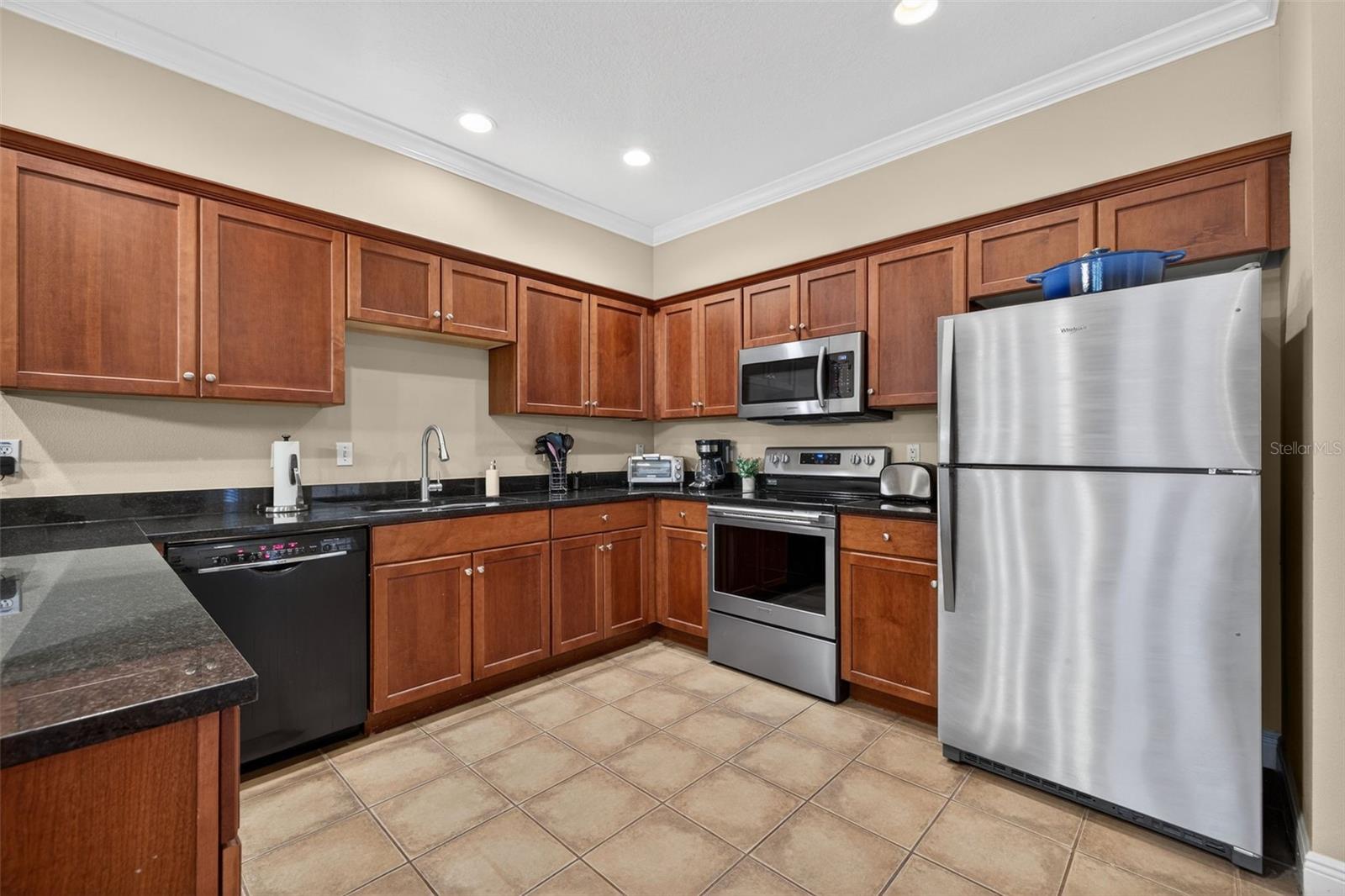 VILLAS OF CARILLON - Residential