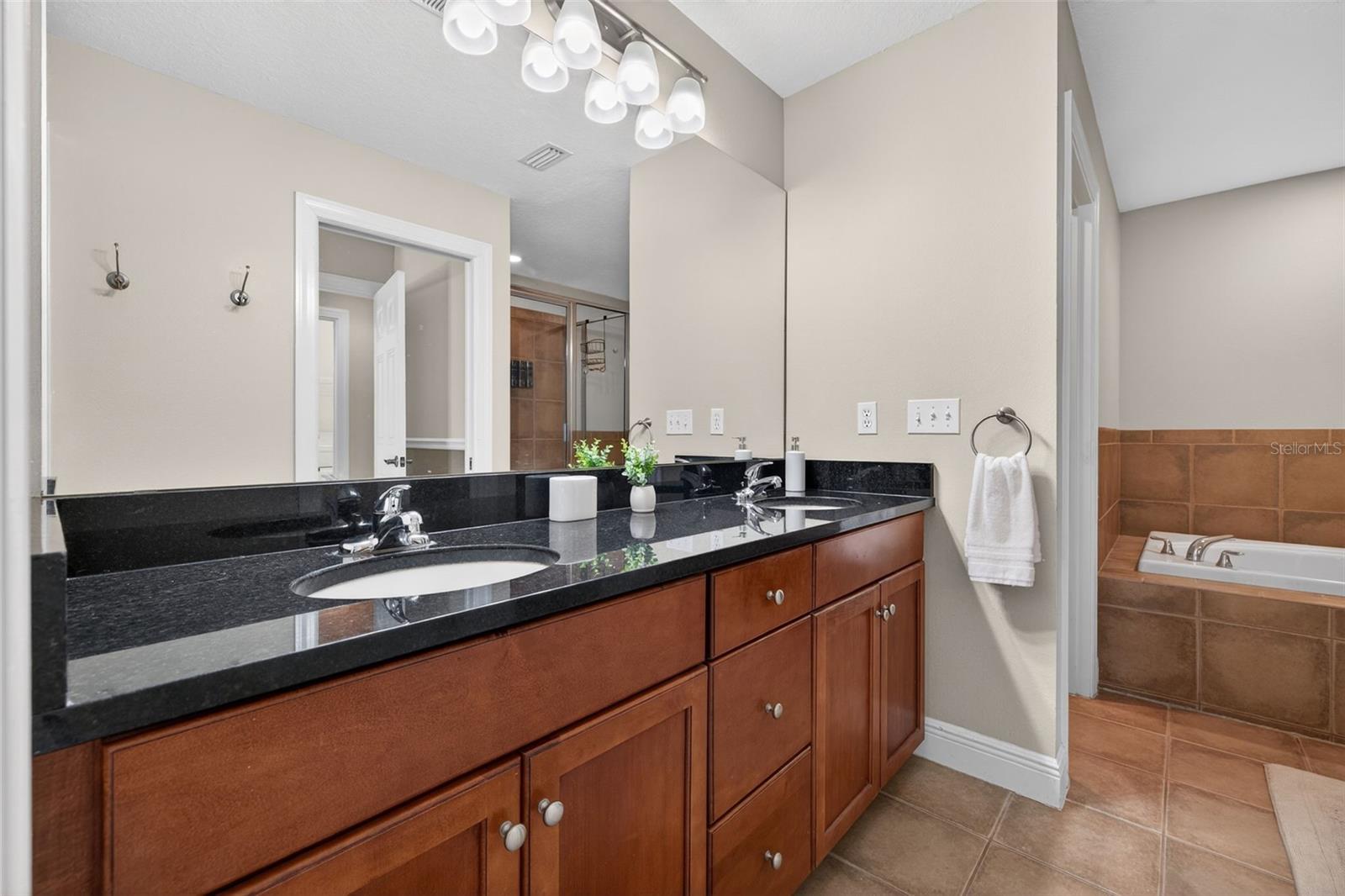 VILLAS OF CARILLON - Residential