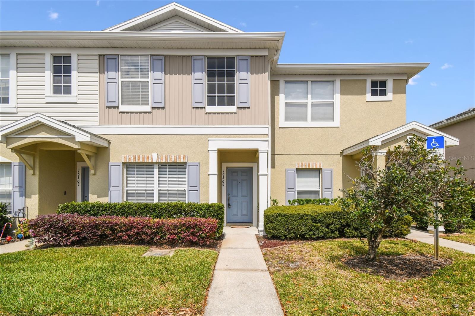 16227 SWAN VIEW CIRCLE