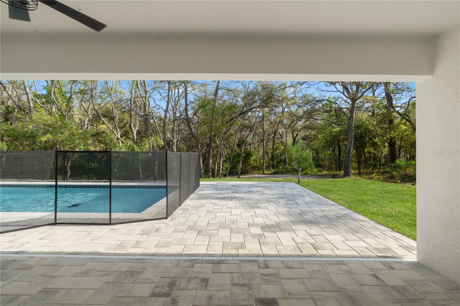 ROYAL HIGHLANDS - Residential