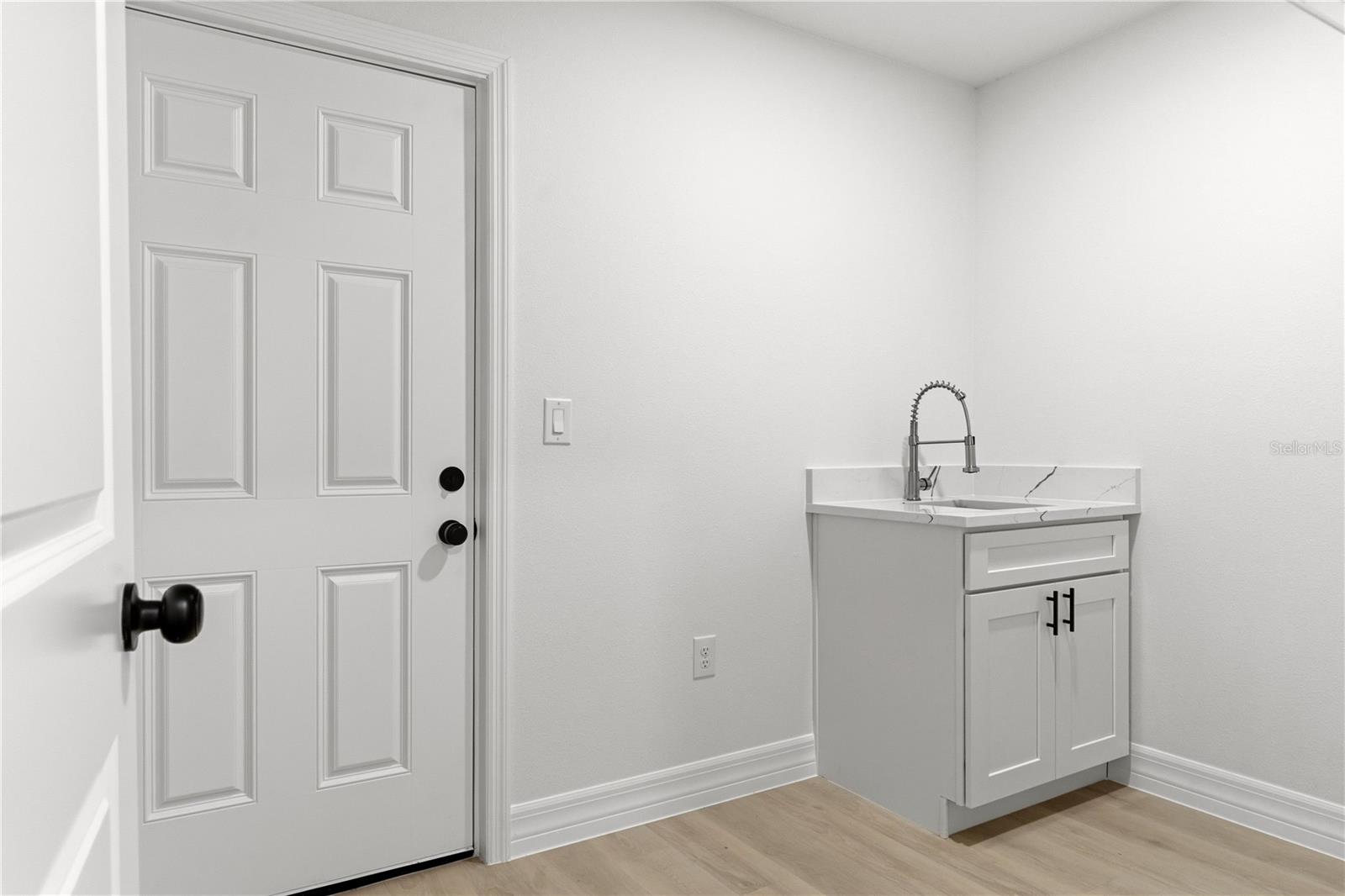 ROYAL HIGHLANDS - Residential