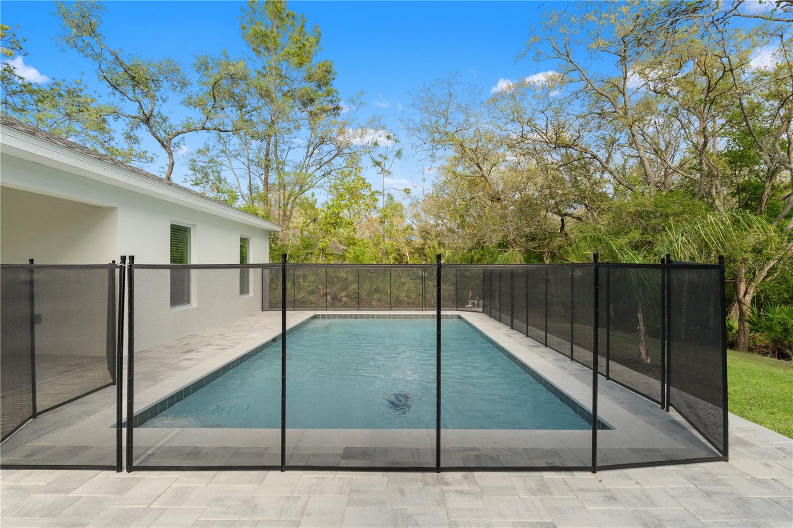 ROYAL HIGHLANDS - Residential