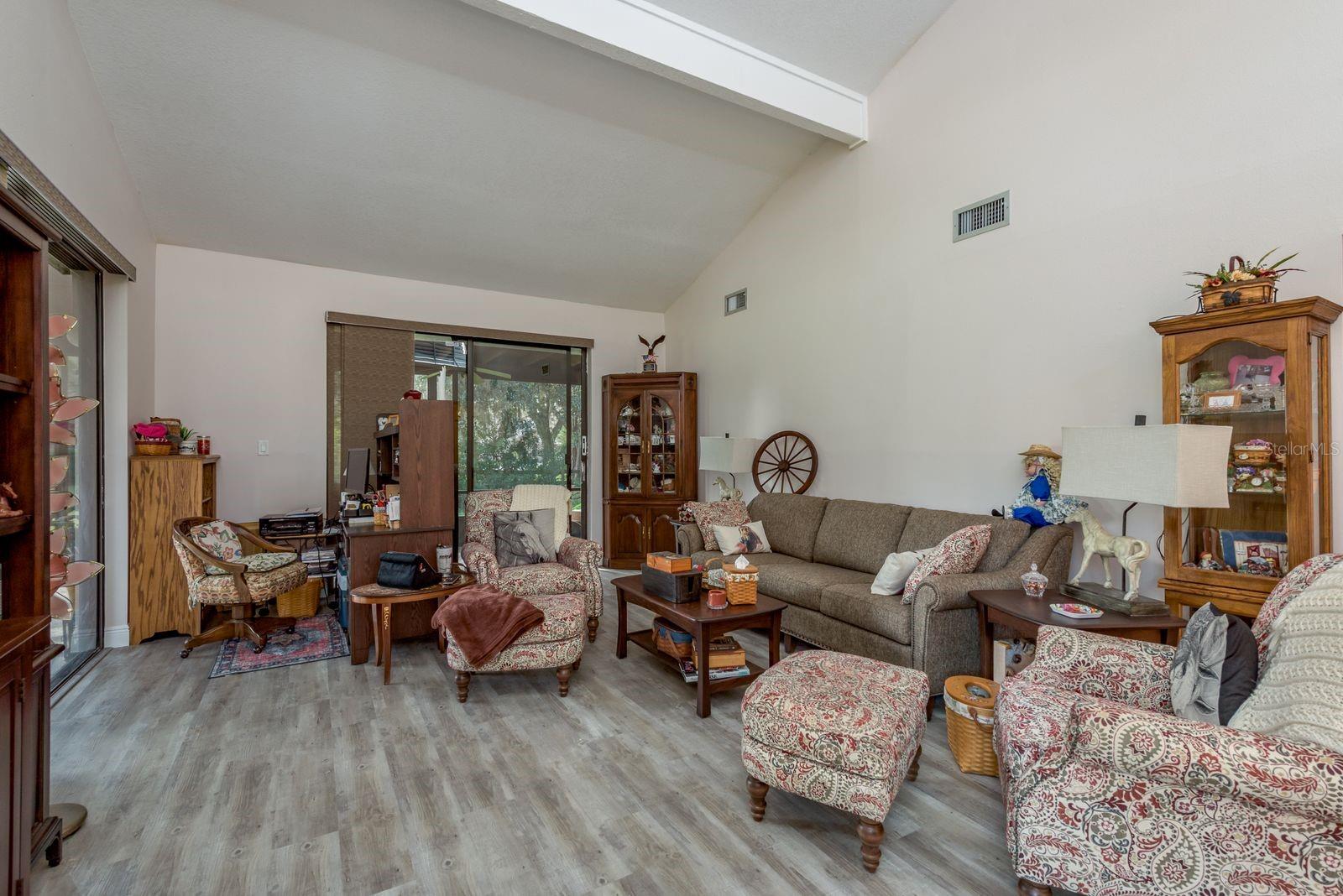 WALDEN LAKE FAIRWAY VILLAS UNI - Residential