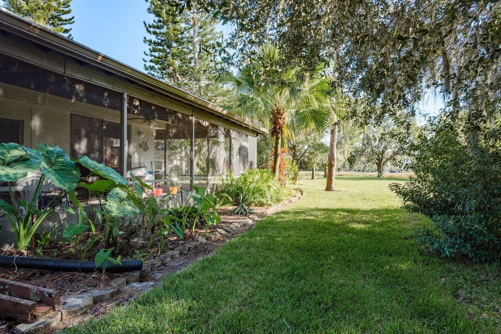 WALDEN LAKE FAIRWAY VILLAS UNI - Residential