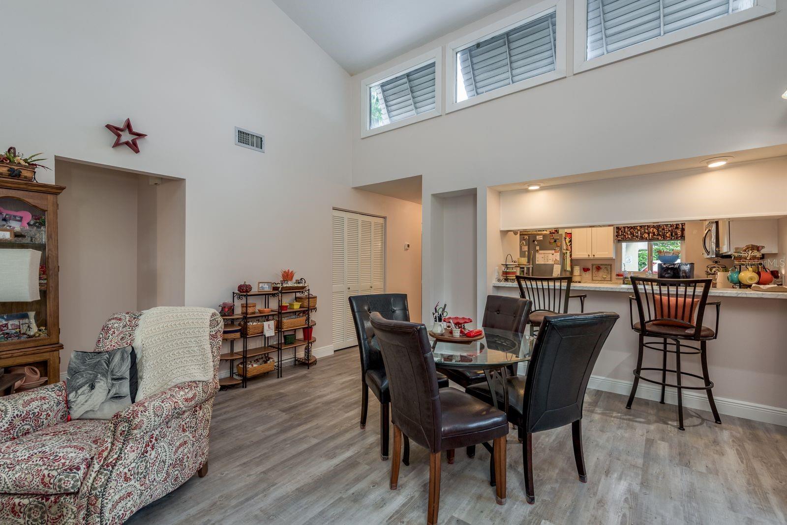 WALDEN LAKE FAIRWAY VILLAS UNI - Residential