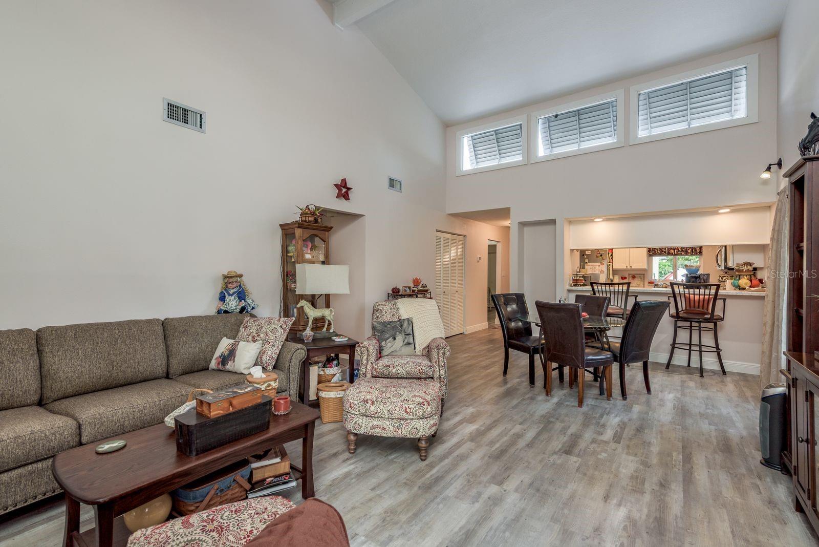 WALDEN LAKE FAIRWAY VILLAS UNI - Residential