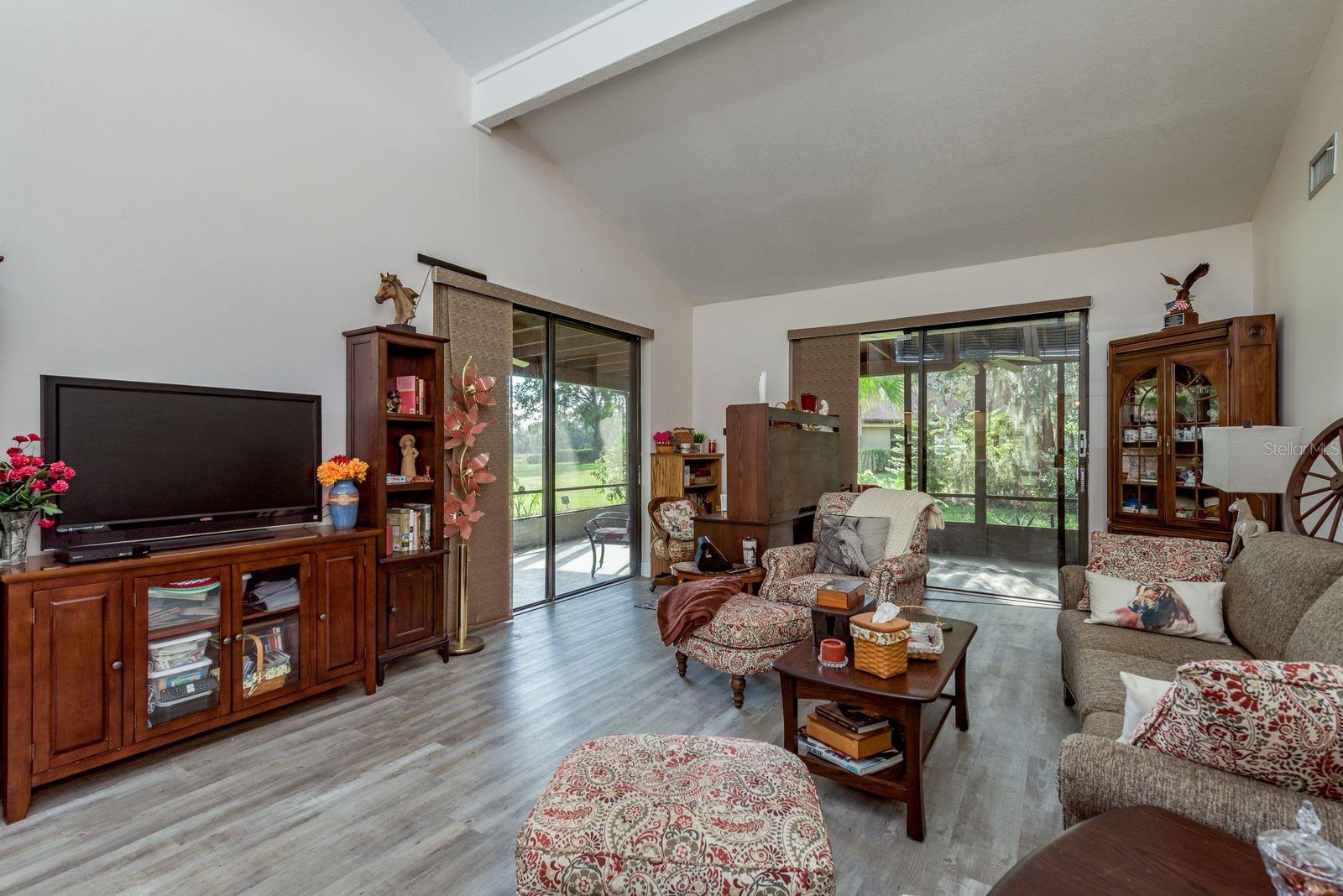 WALDEN LAKE FAIRWAY VILLAS UNI - Residential