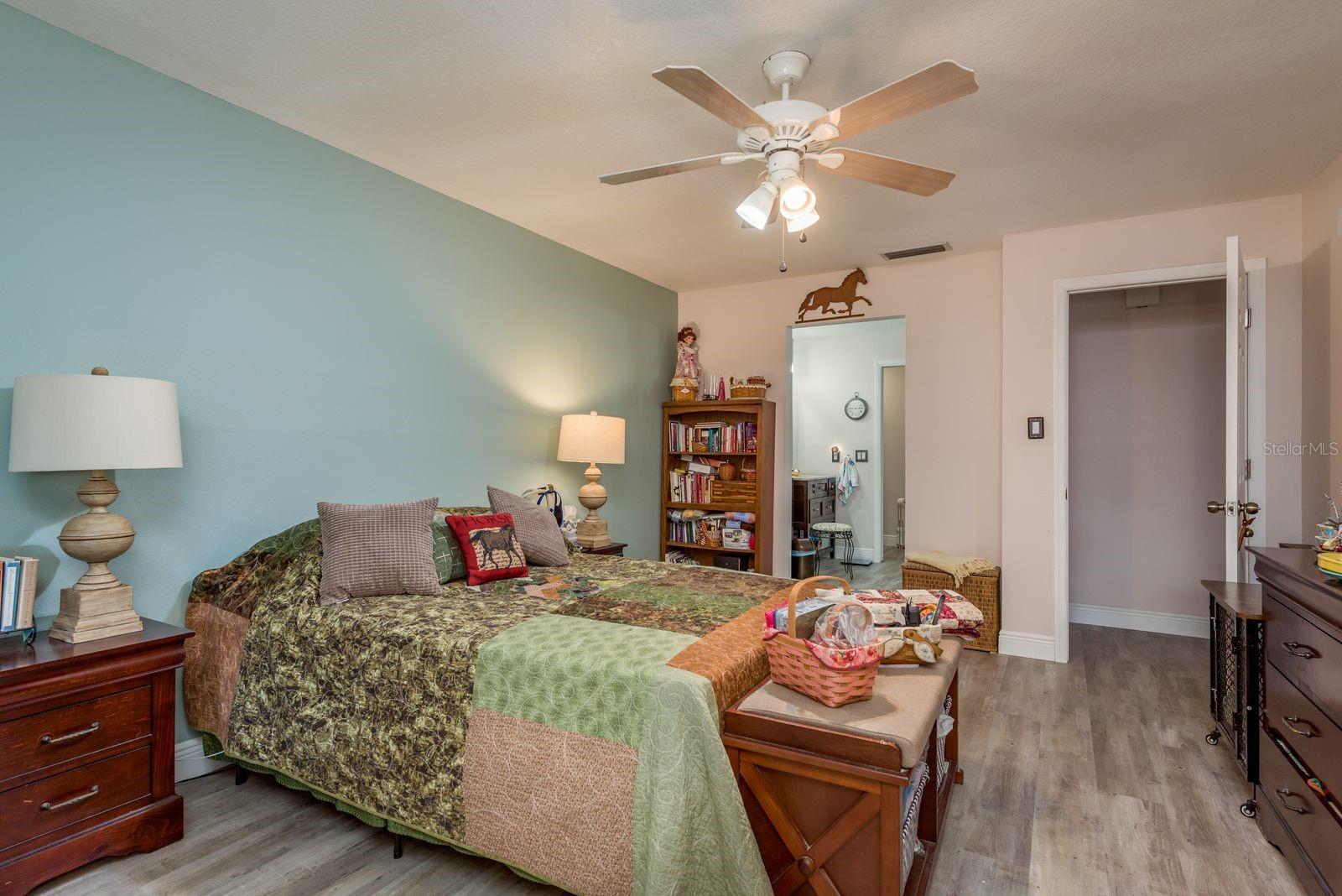 WALDEN LAKE FAIRWAY VILLAS UNI - Residential