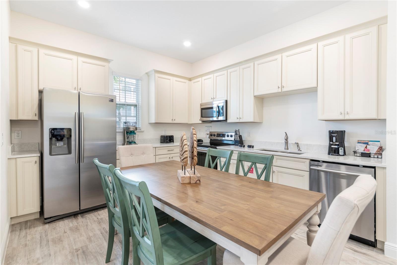 ROLLING OAKS PH 6 - Residential