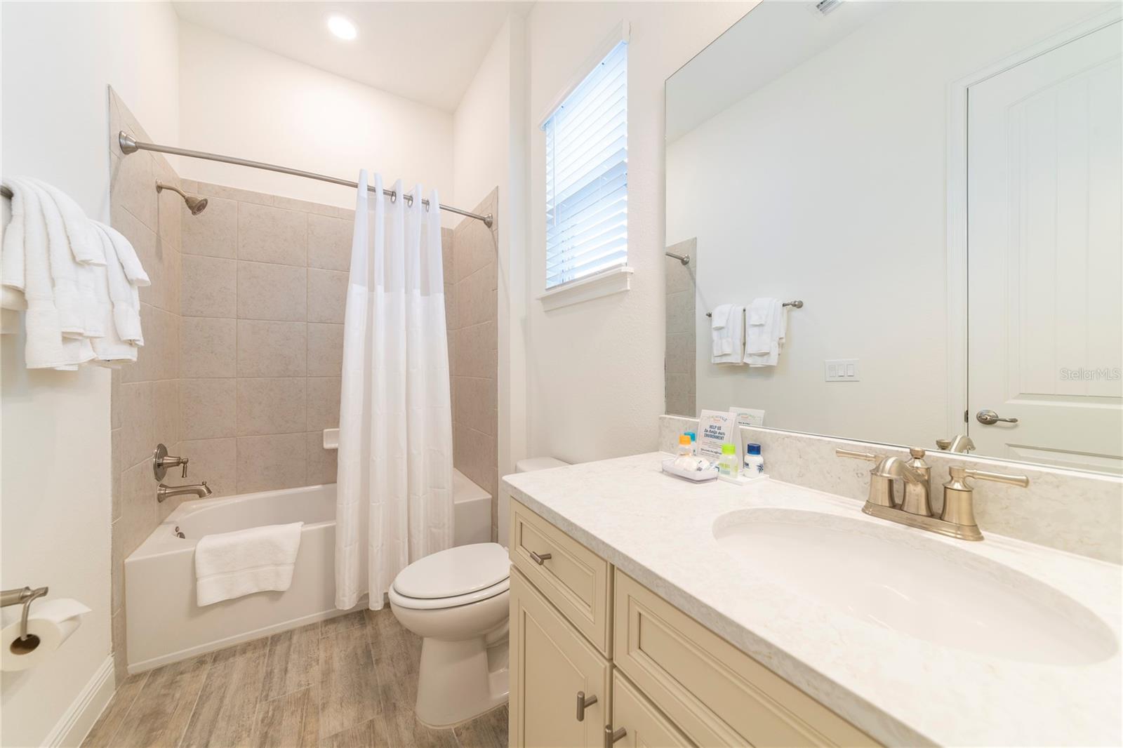 ROLLING OAKS PH 6 - Residential