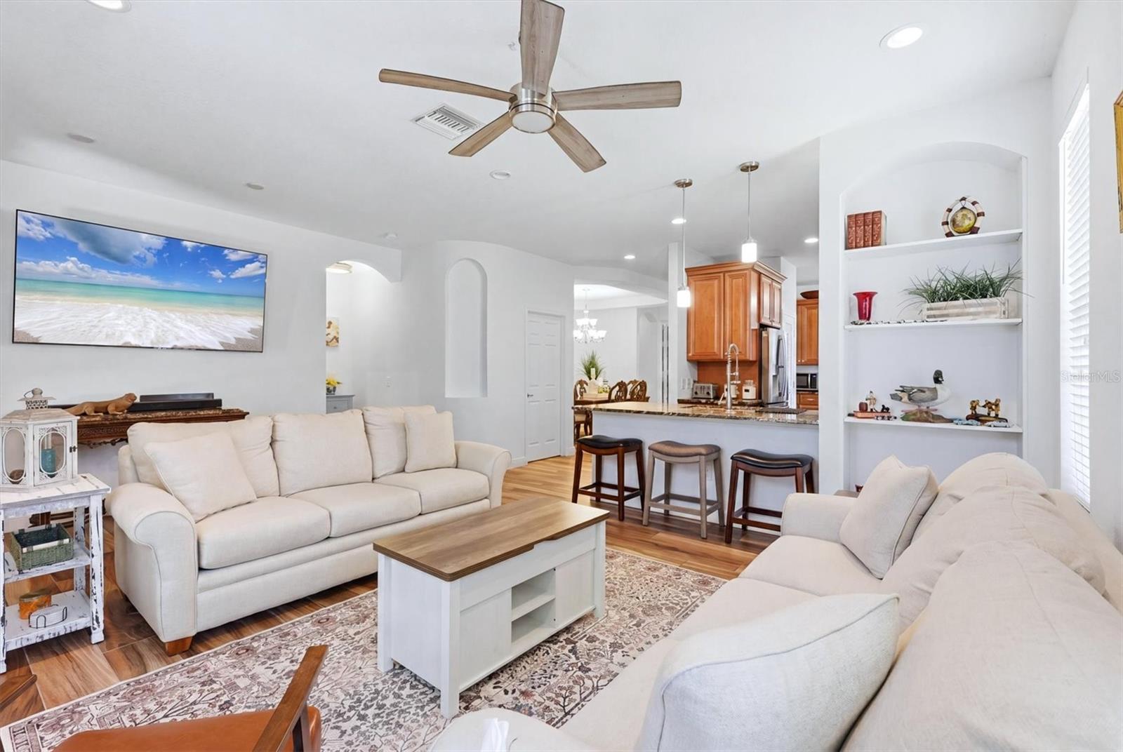 5318 GOLDEN ISLES DRIVE