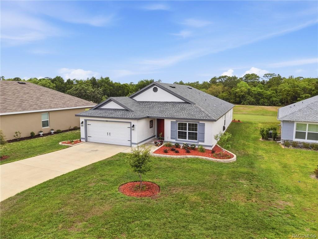 FAIRWAYS AT TWISTED OAKS SUB - Residential