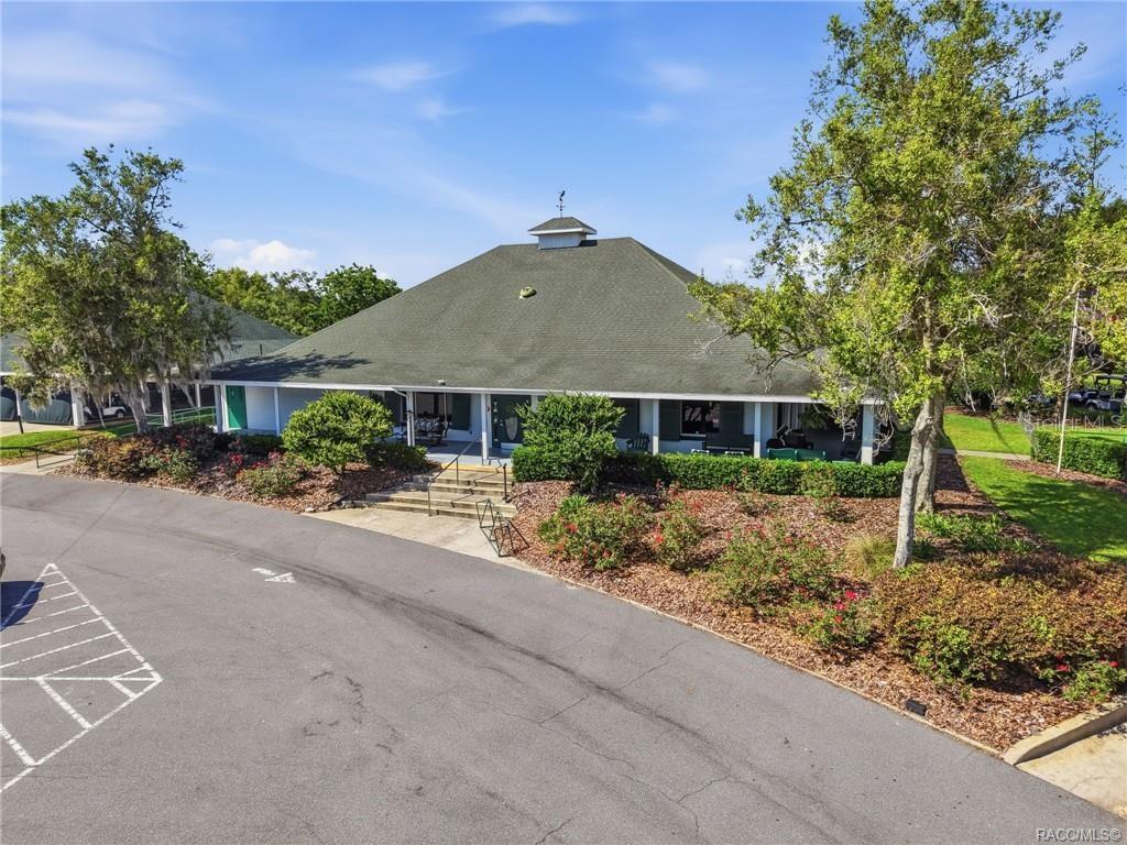 FAIRWAYS AT TWISTED OAKS SUB - Residential