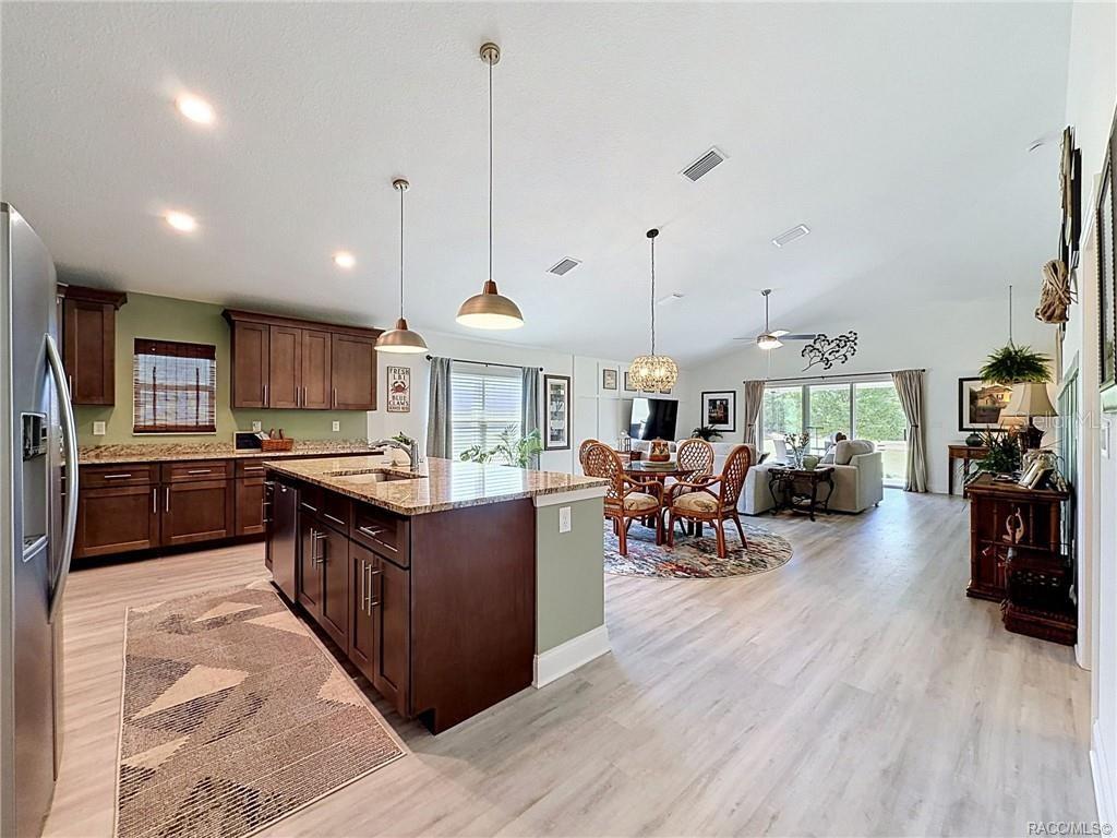 FAIRWAYS AT TWISTED OAKS SUB - Residential