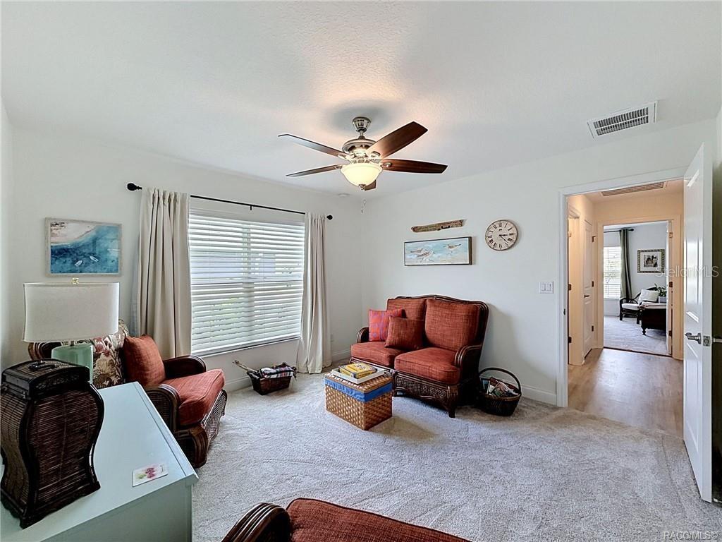 FAIRWAYS AT TWISTED OAKS SUB - Residential