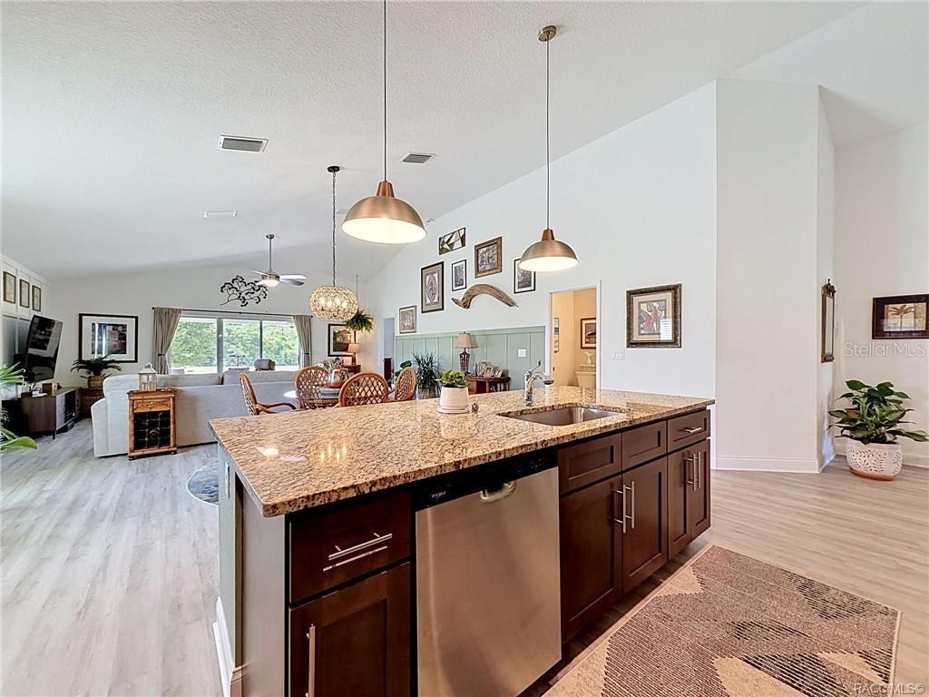 FAIRWAYS AT TWISTED OAKS SUB - Residential