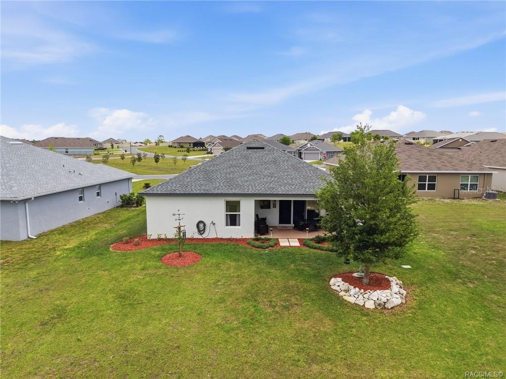 FAIRWAYS AT TWISTED OAKS SUB - Residential