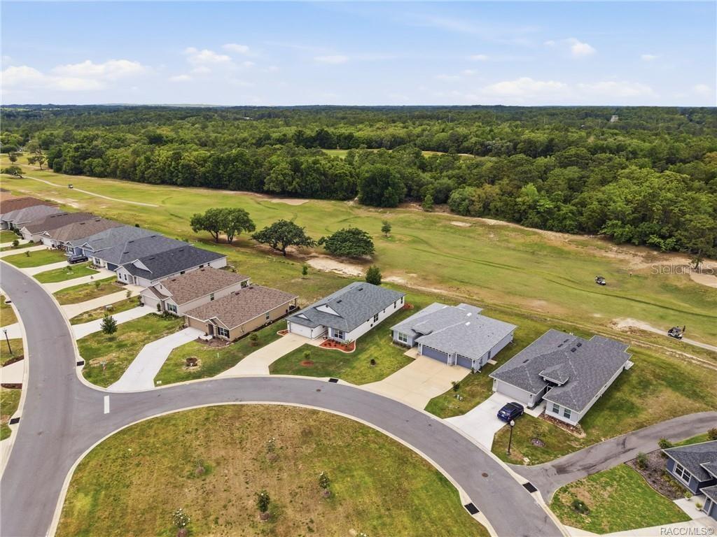 FAIRWAYS AT TWISTED OAKS SUB - Residential