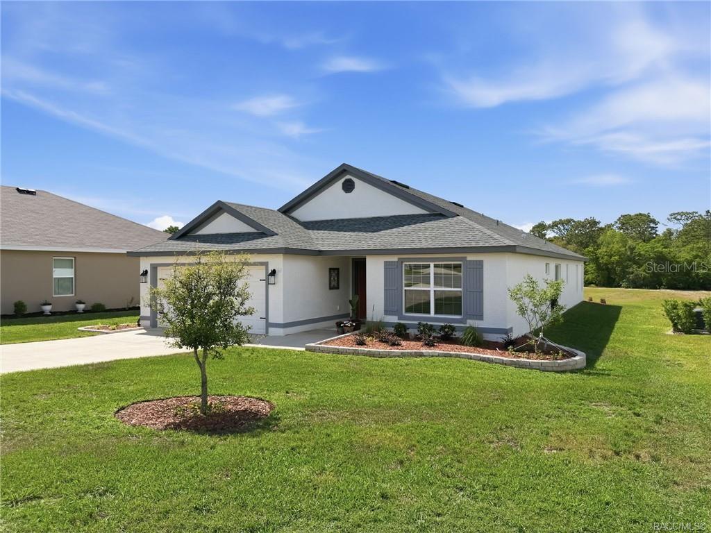 FAIRWAYS AT TWISTED OAKS SUB - Residential