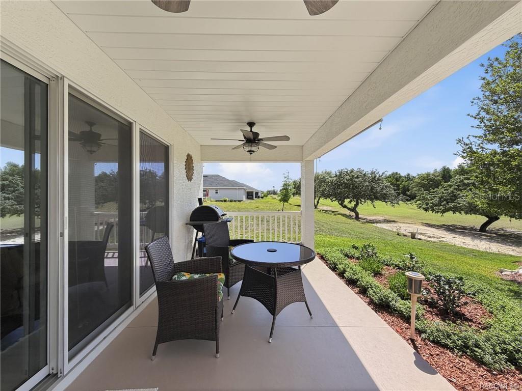 FAIRWAYS AT TWISTED OAKS SUB - Residential