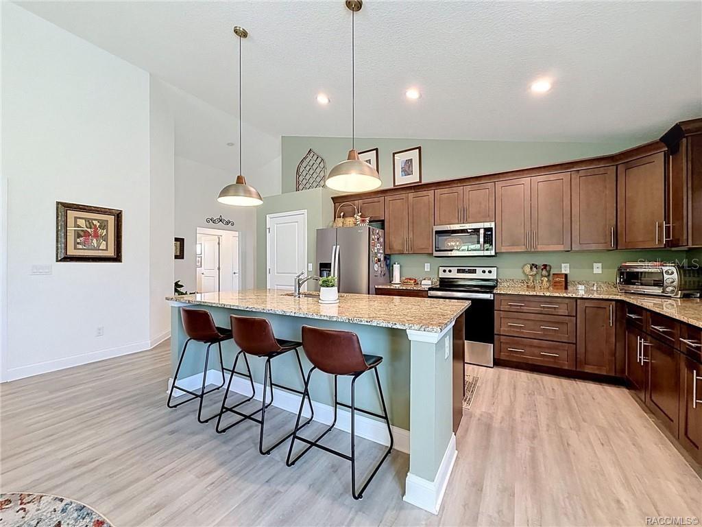 FAIRWAYS AT TWISTED OAKS SUB - Residential