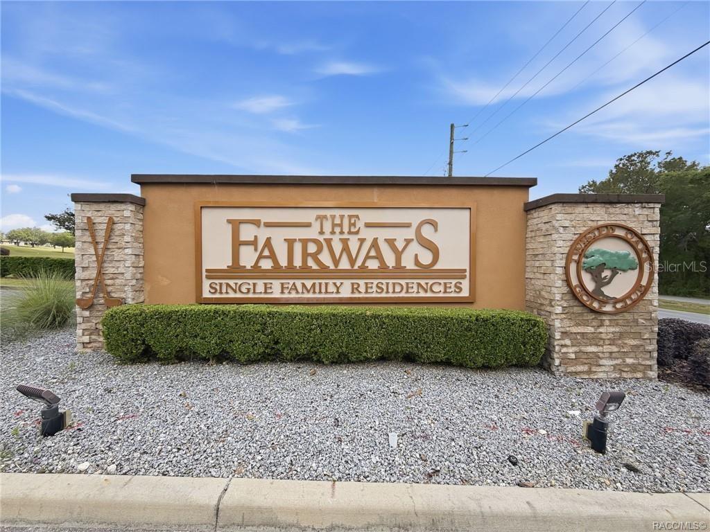 FAIRWAYS AT TWISTED OAKS SUB - Residential