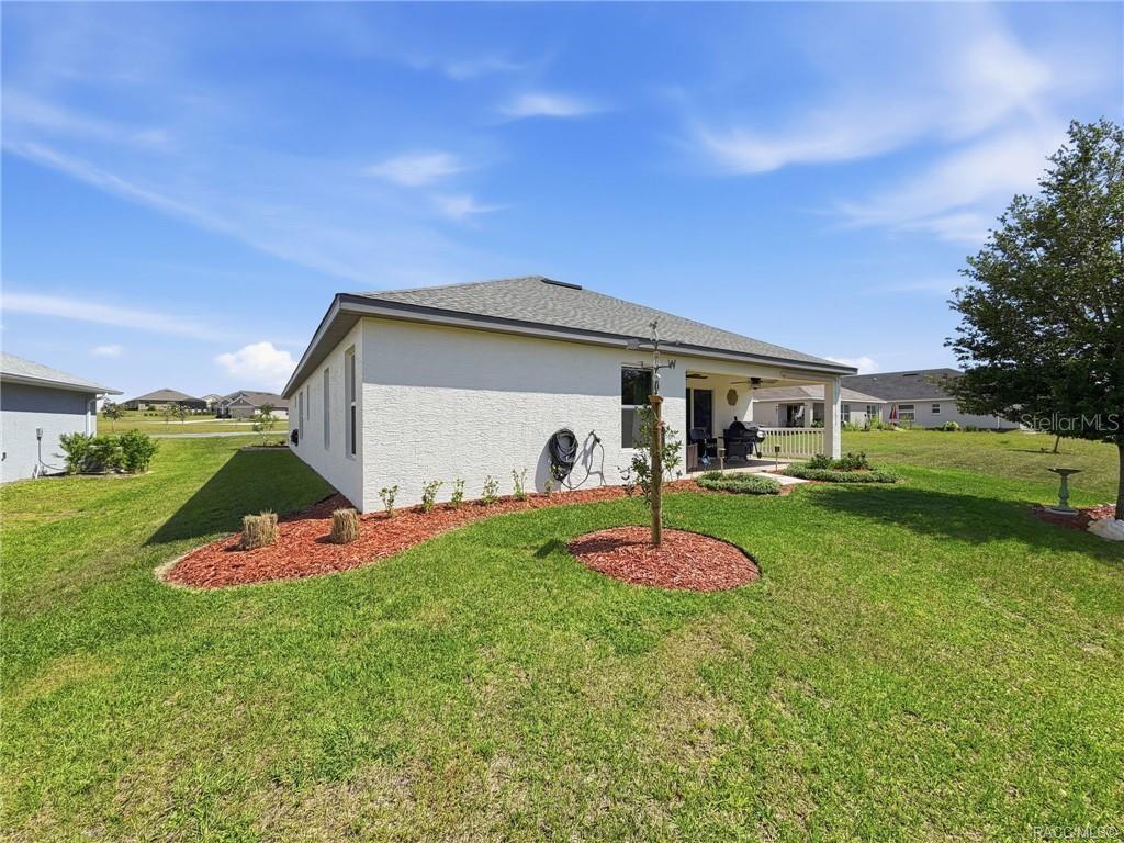 FAIRWAYS AT TWISTED OAKS SUB - Residential