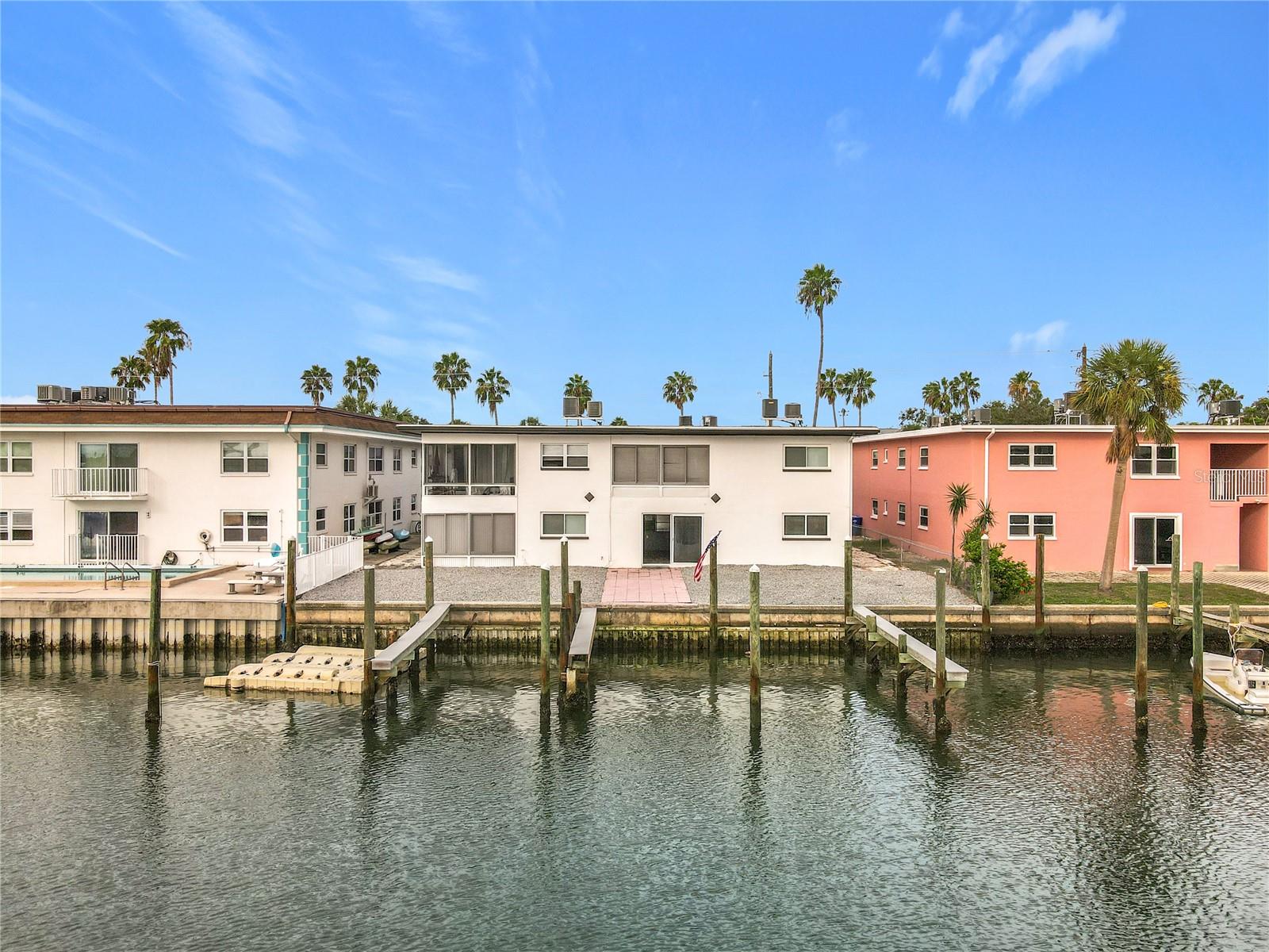 CAPRI ISLE SUB - Residential Lease