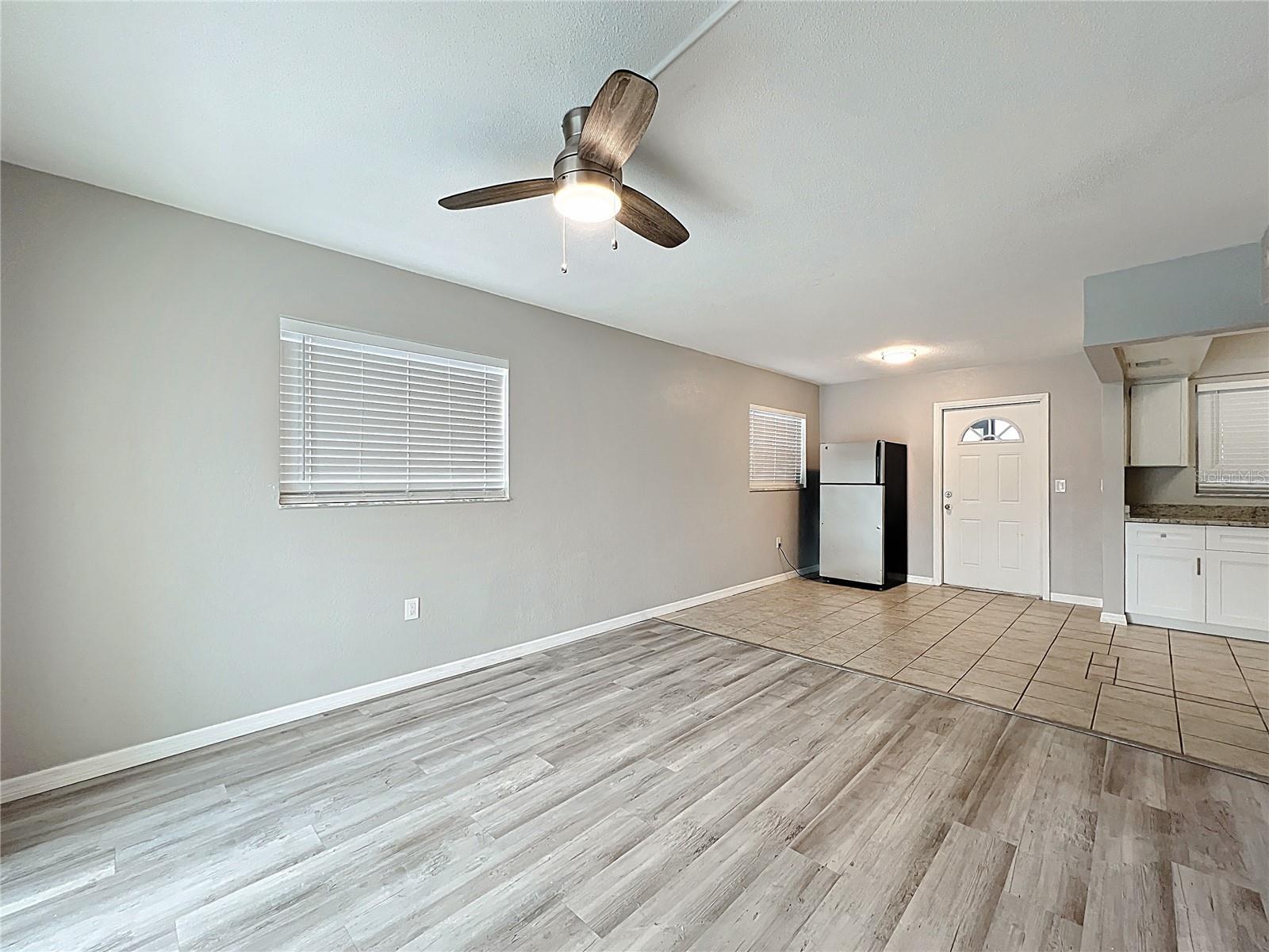 CAPRI ISLE SUB - Residential Lease