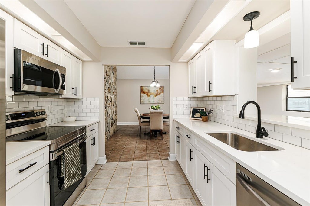 Photo of 2923 Forestbrook Drive N, Lakeland, FL 33811 (MLS # L4964429)