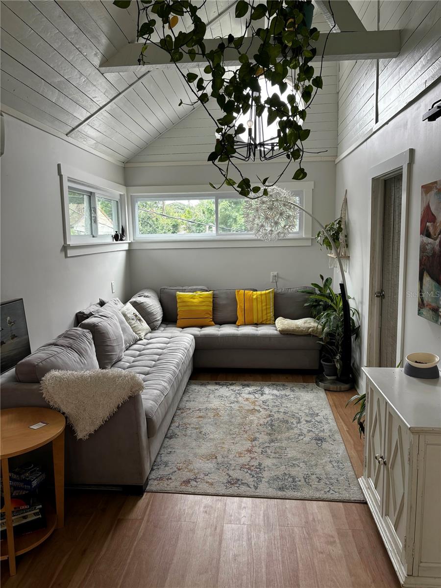 HODGSON - Residential