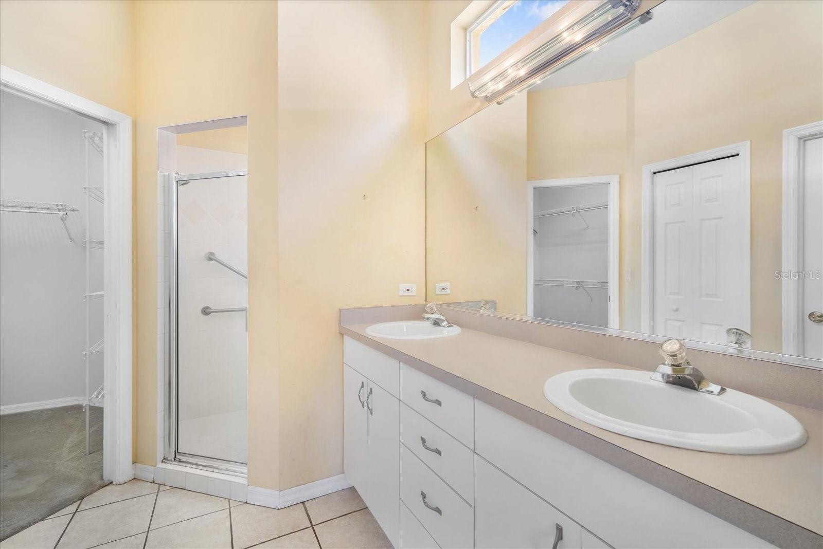 OAK COURT PH 1-B - Residential