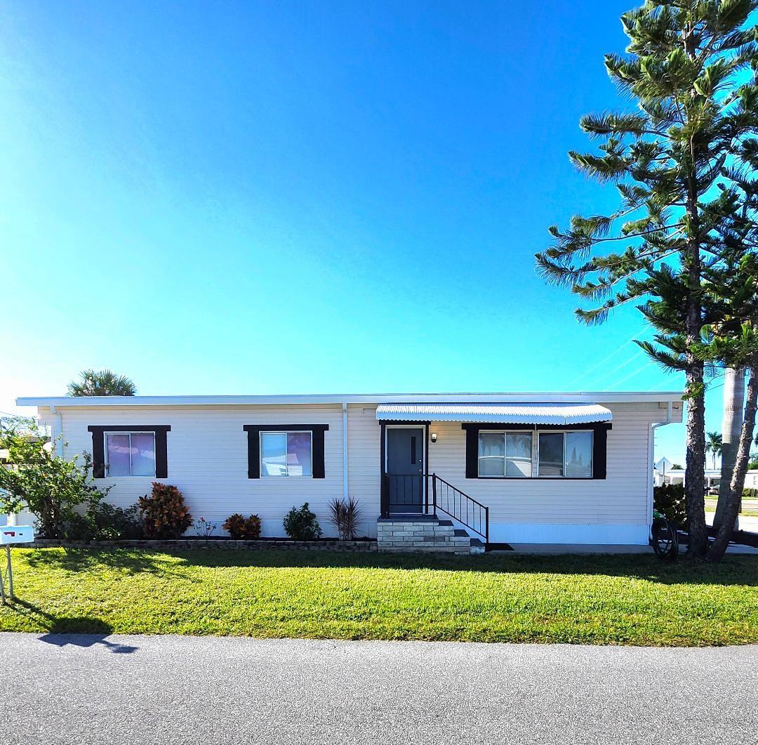 FLORIDANA MOBILE HOMESITE 1 - Residential