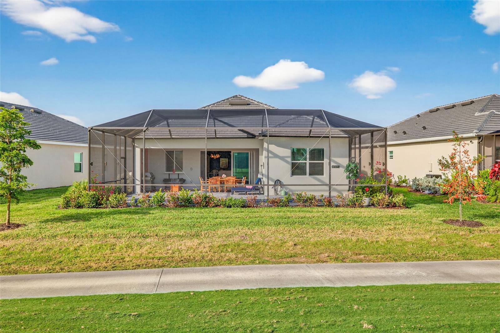 WELLEN PARK GOLF & COUNTRY CLUB - Residential