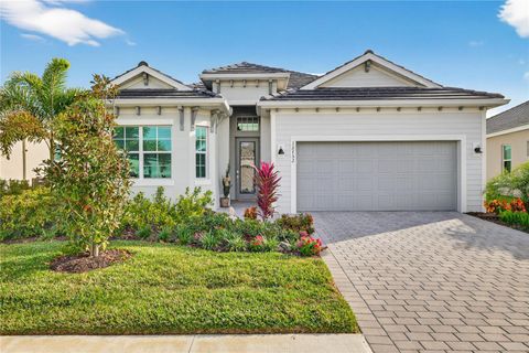 Photo of 12752 Tulum Loop, Venice, FL 34293 (MLS # N6141992)
