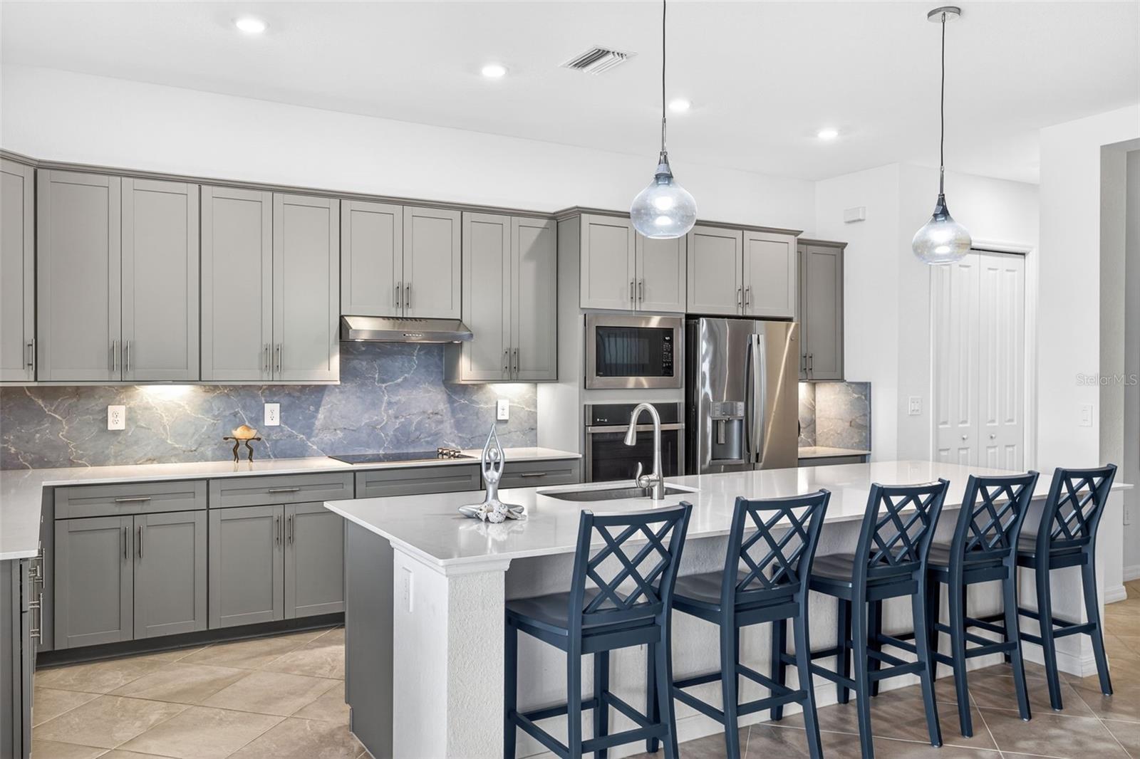 WELLEN PARK GOLF & COUNTRY CLUB - Residential