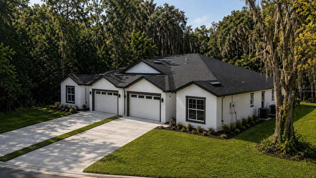 Photo of 644 E Franklin Street, Oviedo, FL 32765 (MLS # O6430042)