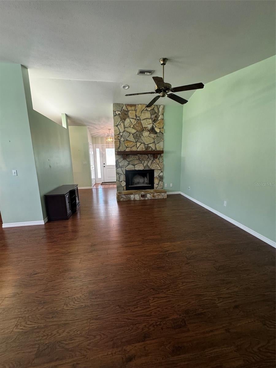 40101 BOWTIE DRIVE