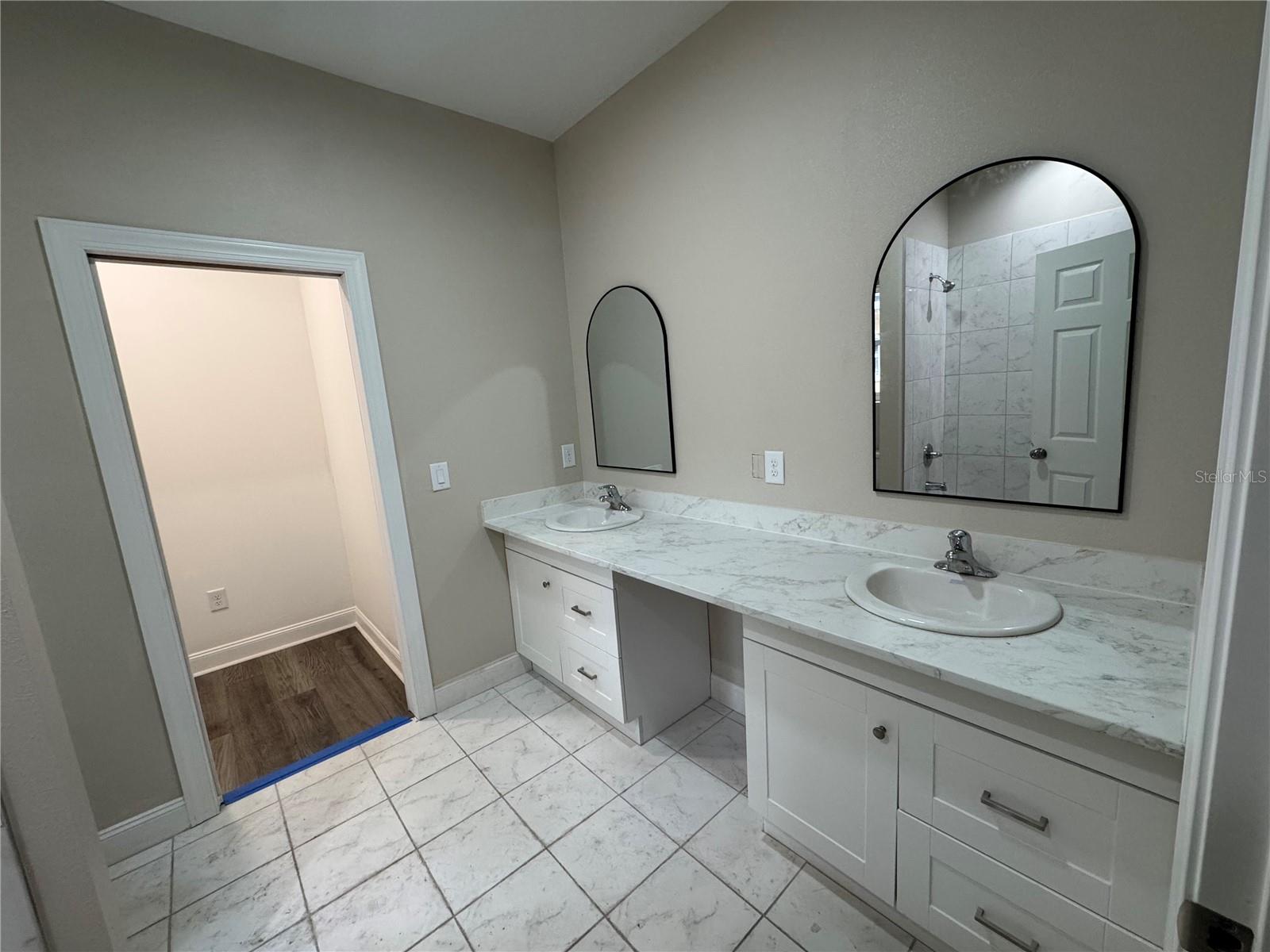 UNPLATTED - Residential Lease