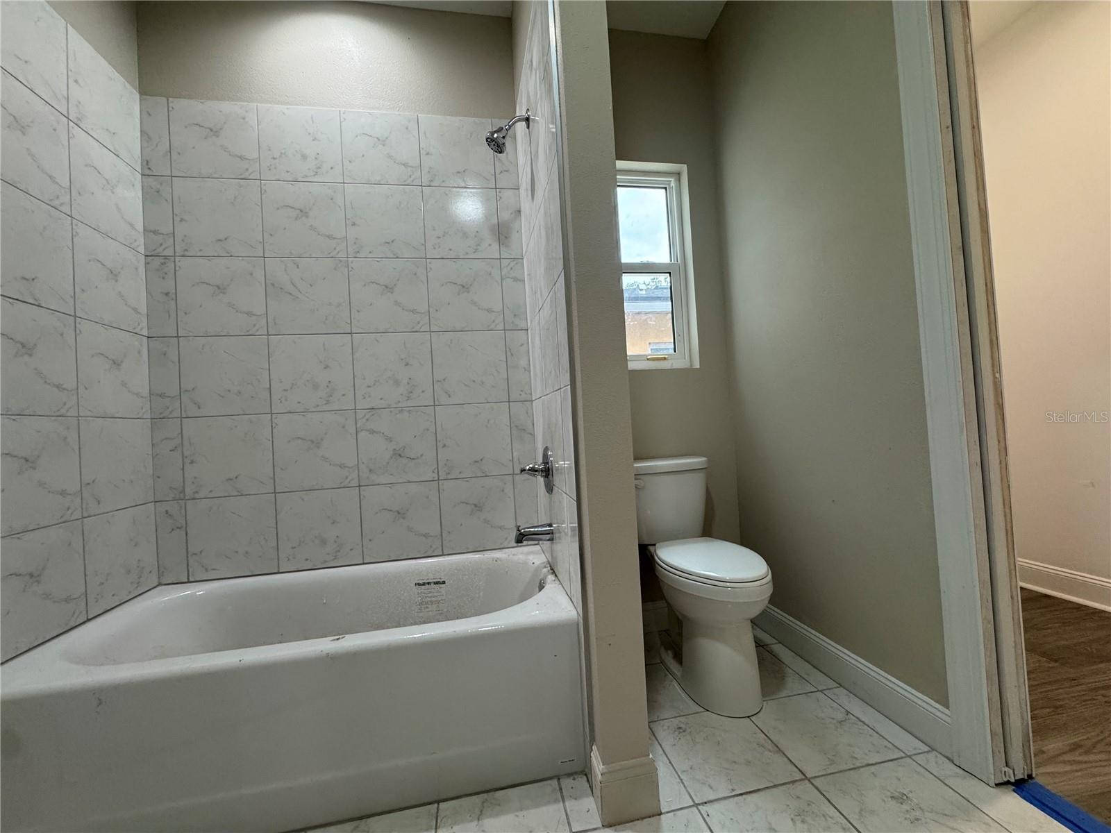 UNPLATTED - Residential Lease