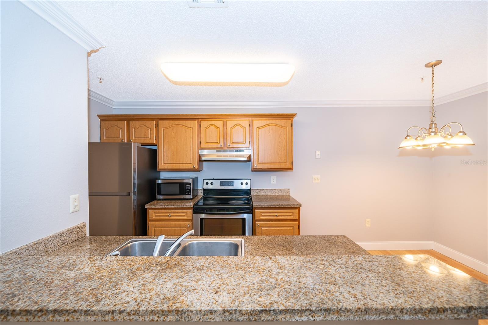 LANDING A CONDOMINIUM THE - Residential