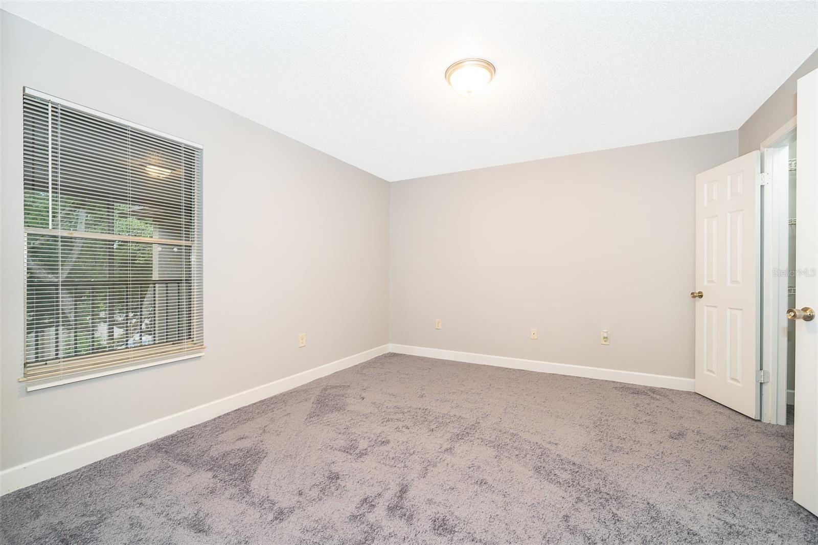 LANDING A CONDOMINIUM THE - Residential