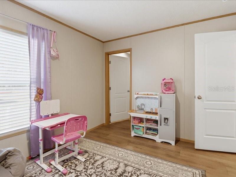 HOLIDAY ACRES UNIT 2 - Residential