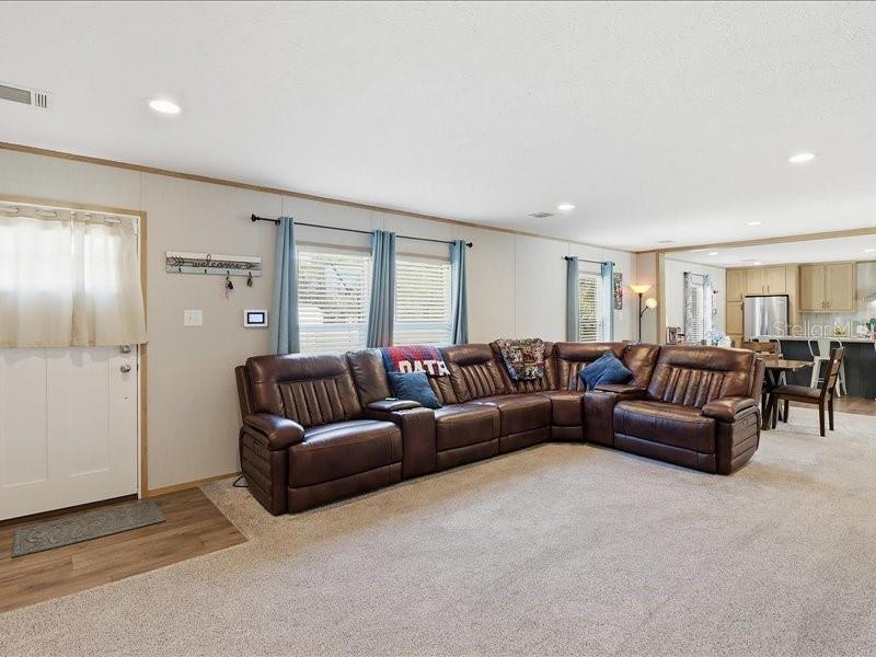 HOLIDAY ACRES UNIT 2 - Residential