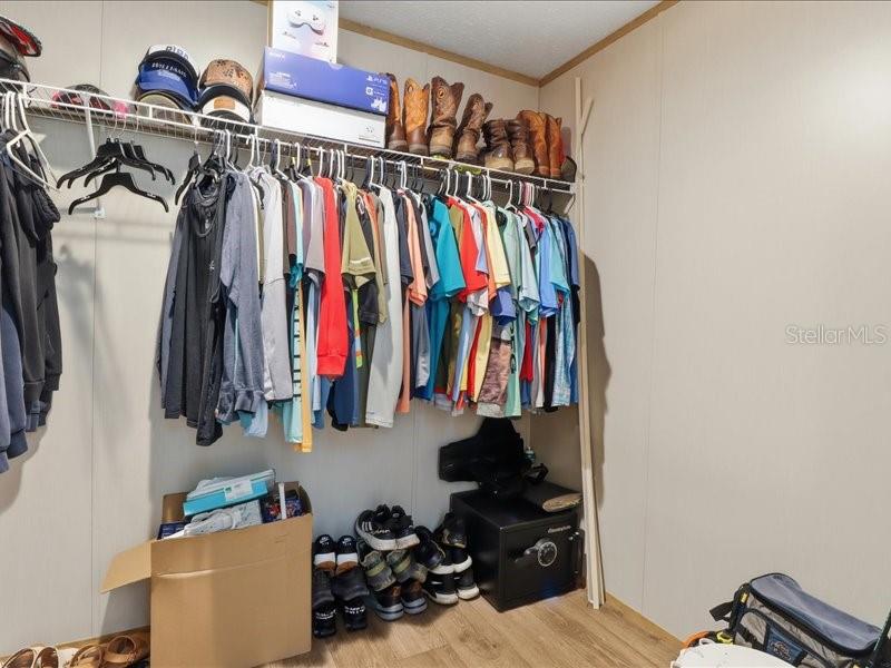 HOLIDAY ACRES UNIT 2 - Residential